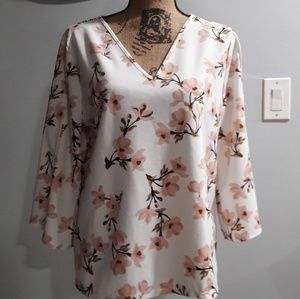 ANN Taylor blouse🦋
